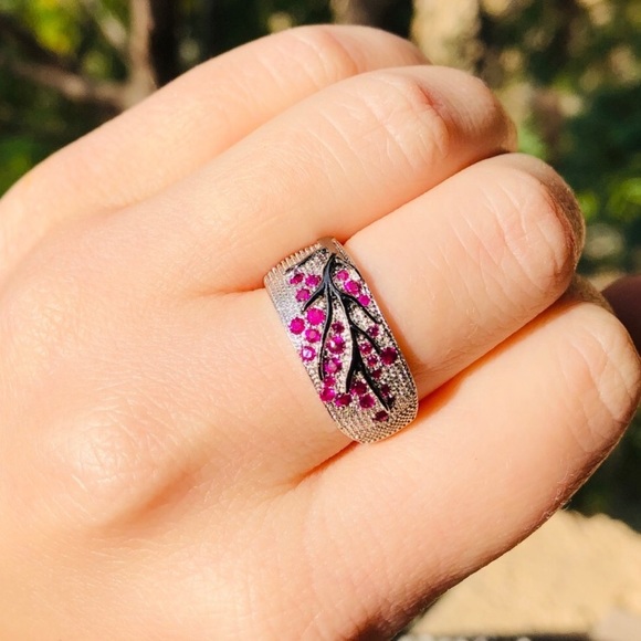 Jewelry - White Sapphire Sterling Silver Diamond Ring